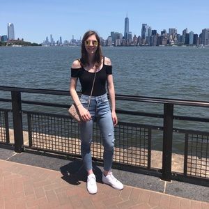 Meet your Posher, Kelli